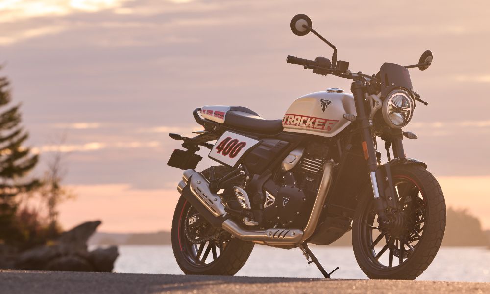triumph Tracker 400 edited carandbike 2