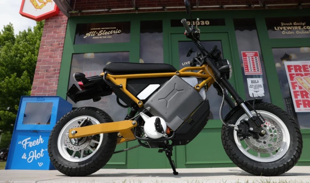 2025 Live Wire Street Concept m2