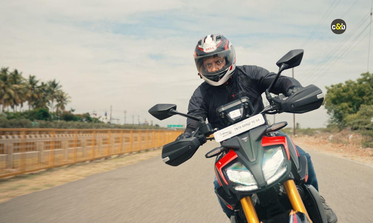 2025 TVS Apache RTR 310 m18