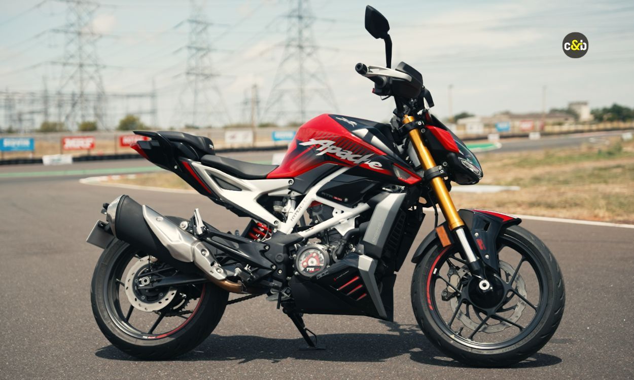2025 TVS Apache RTR 310 m1