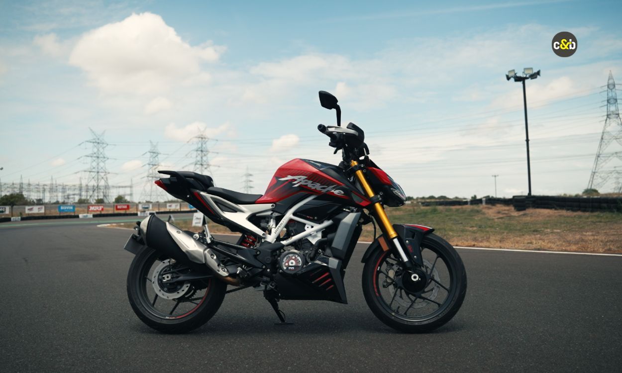 2025 TVS Apache RTR 310 m2