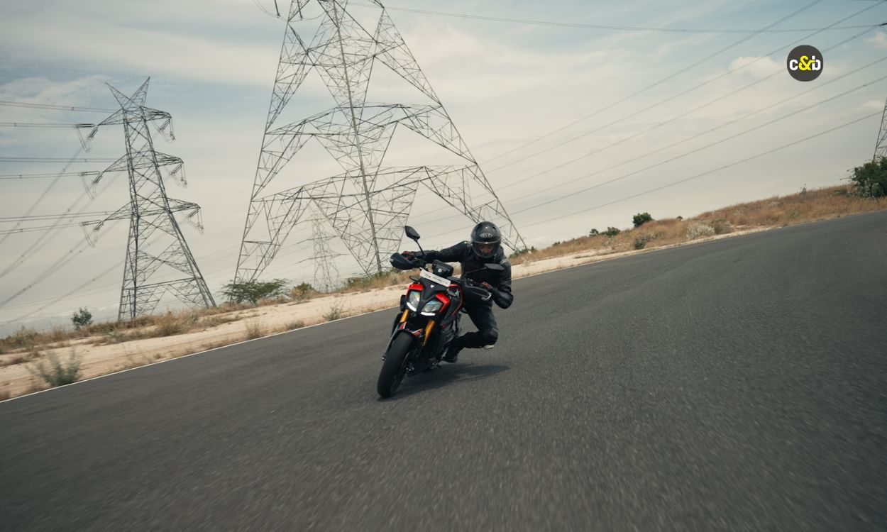 2025 TVS Apache RTR 310 m6