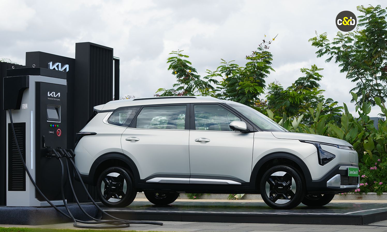 KIA Clavis EV 18