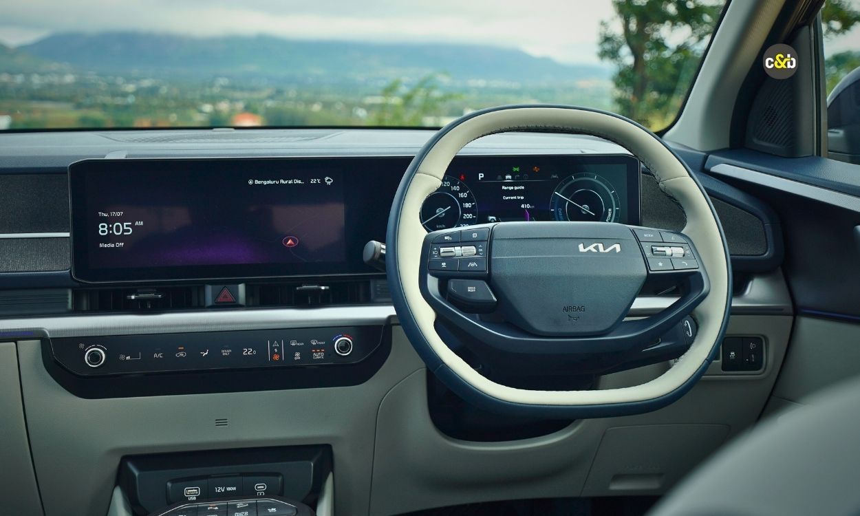 Kia Carens Clavis EV image 20