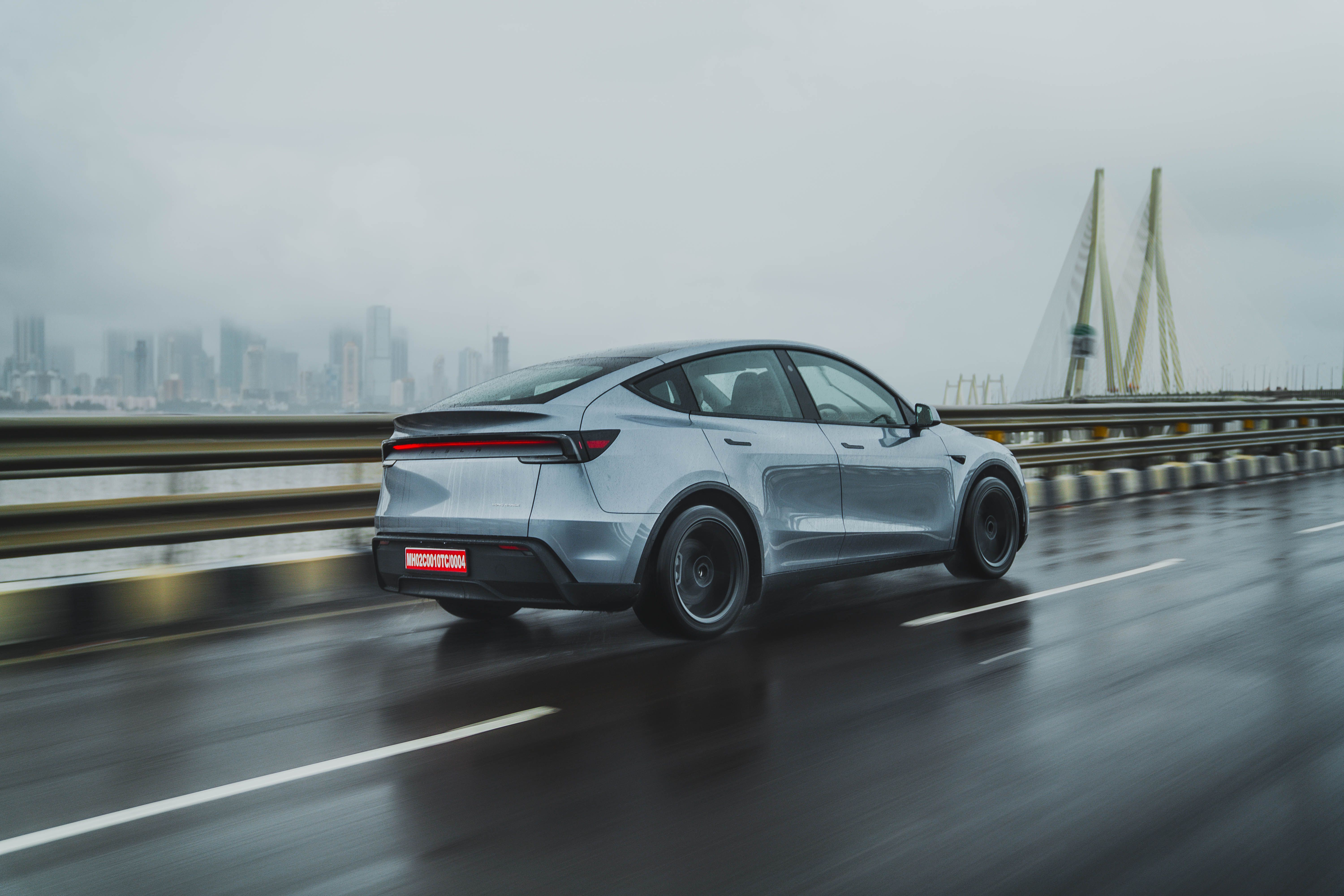 Tesla Model Y 19 of 39
