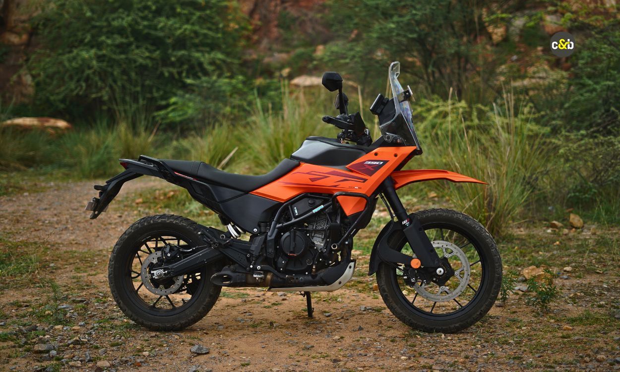 2025 KTM 390 Adventure X m2