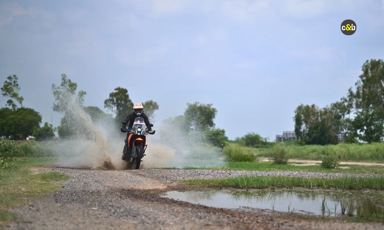 2025 KTM 390 Adventure X m32