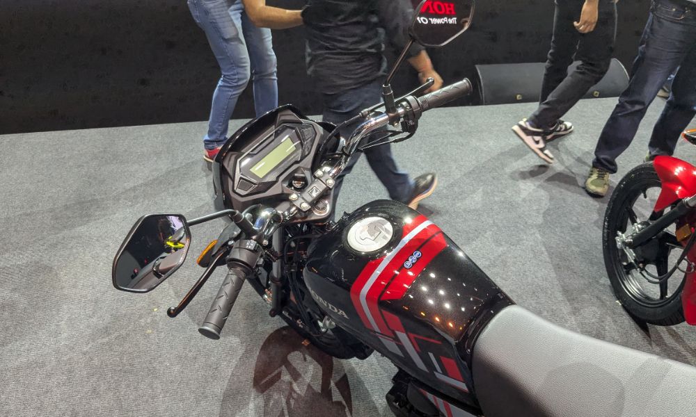 Honda Shine 100 DX launched india edited carandbike 3