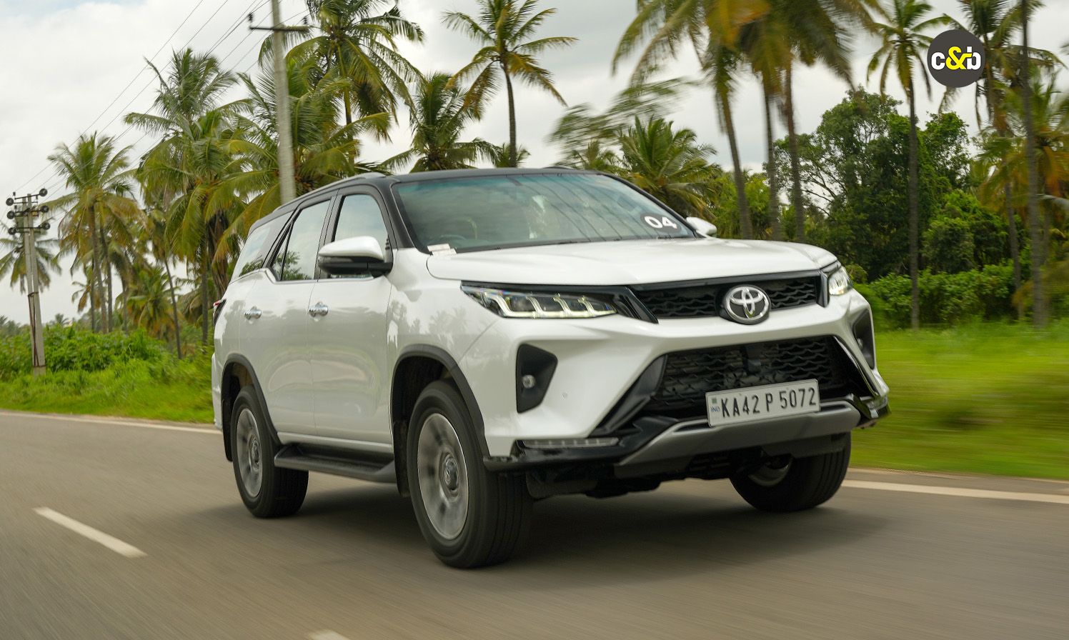 Toyota Fortuner Neo web 18