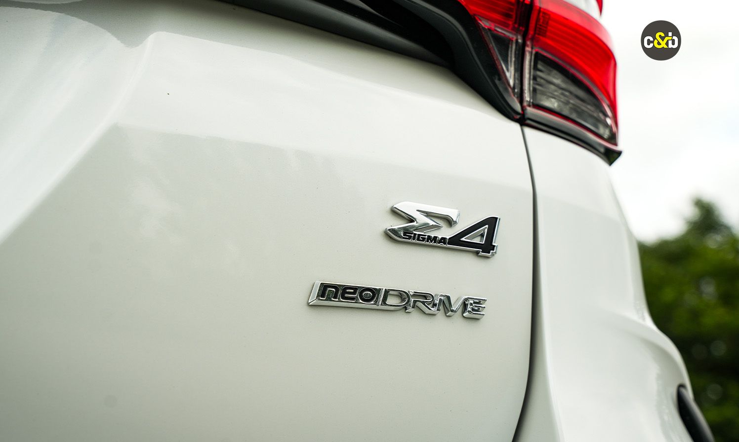 Toyota Fortuner Neo web 31