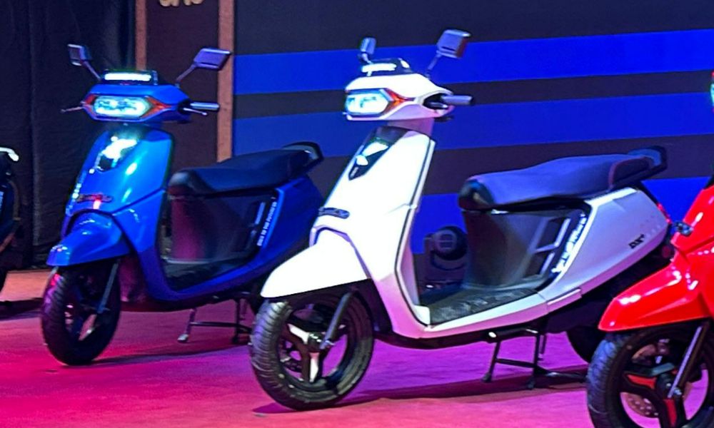 Kinetic DX Electric Scooter 7