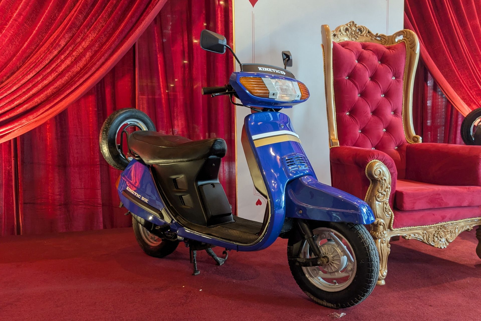 Old Kinetic Honda DX m1