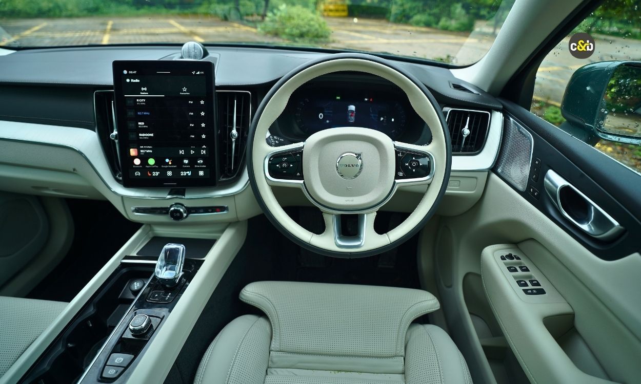 2025 Volvo XC 60 image 37