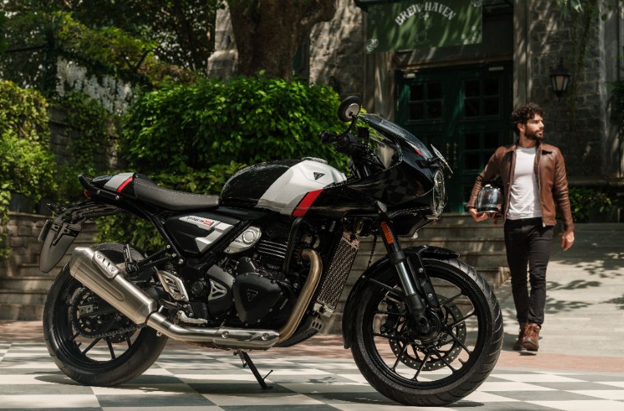 Triumph Thruxton 400 Launched In India At Rs 2 74 Lakh 1