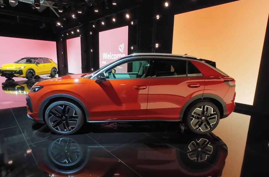 Second Generation Volkswagen T Roc Images Leaked Ahead Of Debut 1