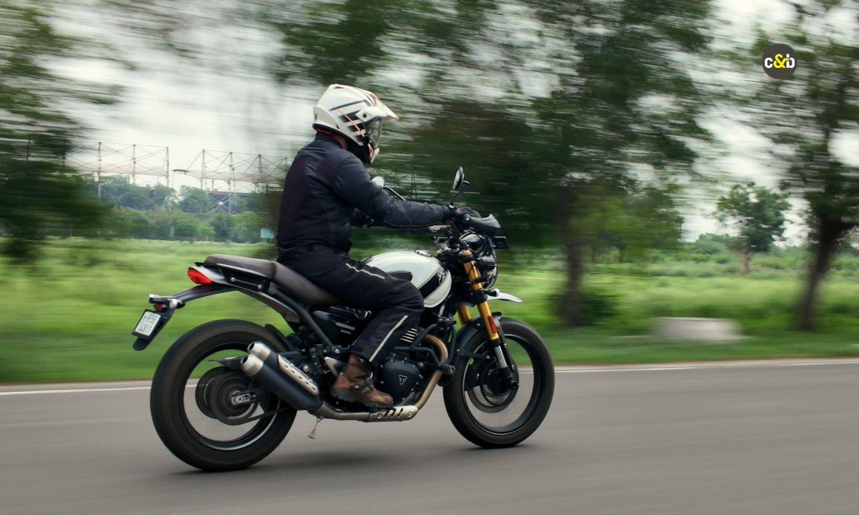 2025 KTM 390 Adventure X Vs Triumph scrambler 400 X m31