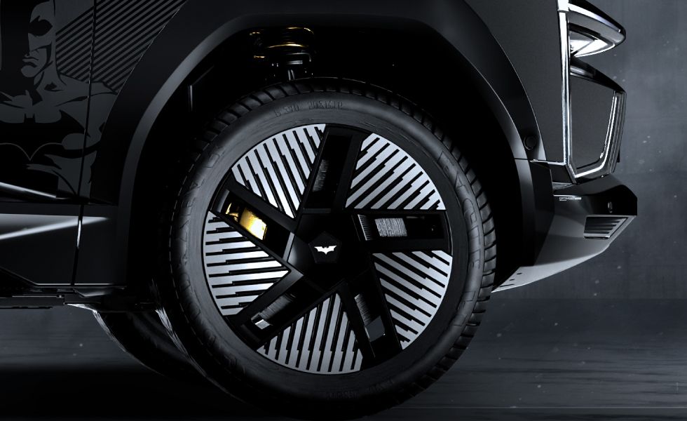 R20 alloy wheels for an aggressive athletic stance980 px X 600 C