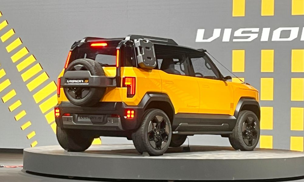 Mahindra Vision S Concept Unveiled 1