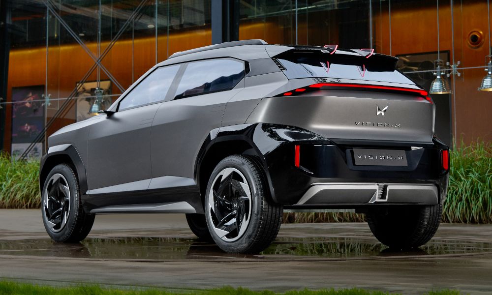 Mahindra Vision X Concept Pictures 10