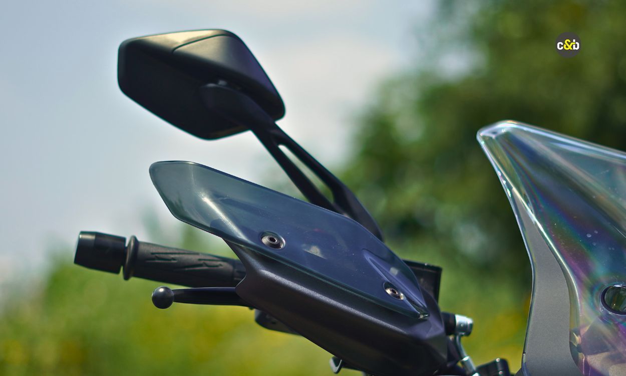 2025 Bajaj Dominar 400 m14