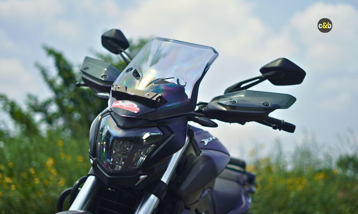 2025 Bajaj Dominar 400 m6