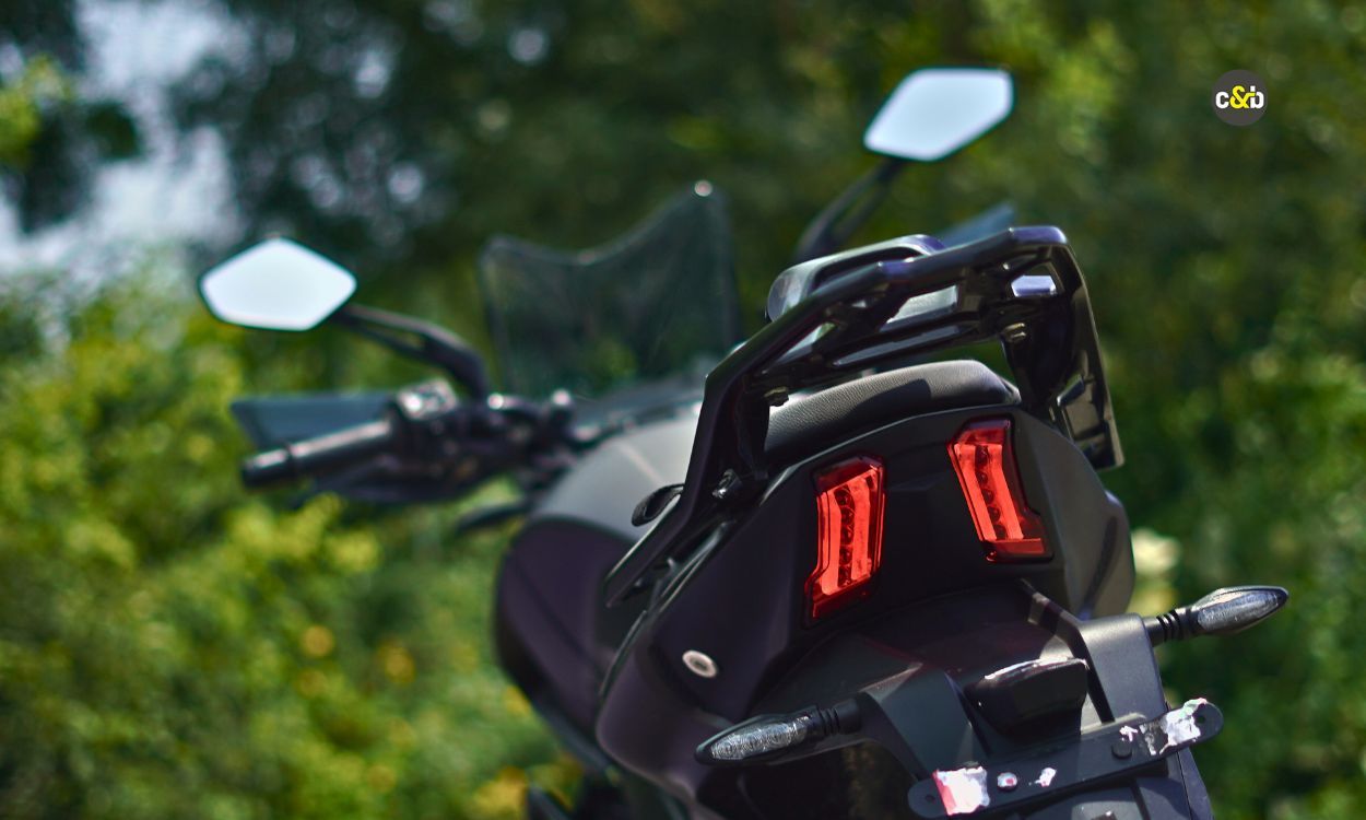 2025 Bajaj Dominar 400 m7