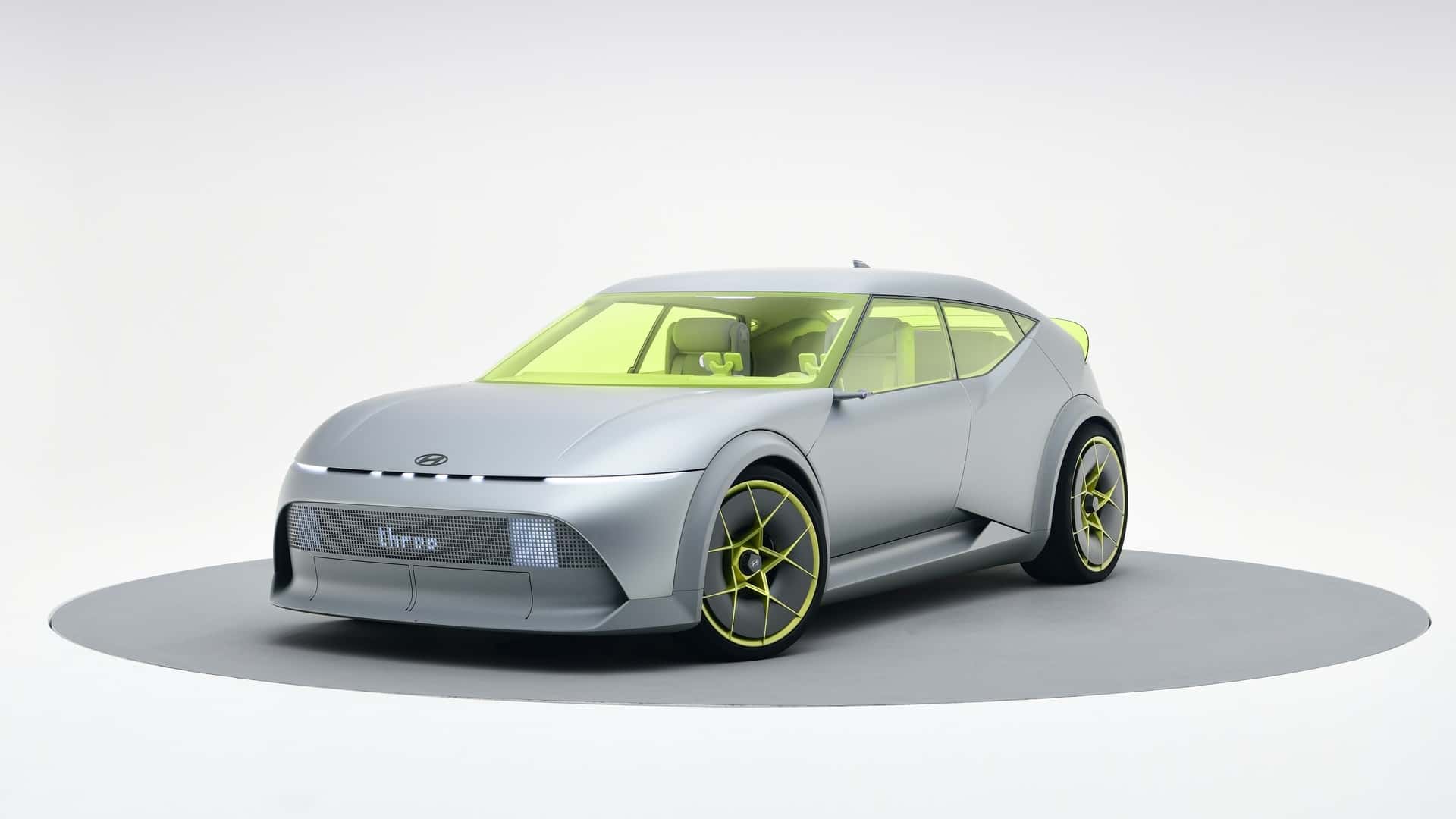 hyundai three concept 10