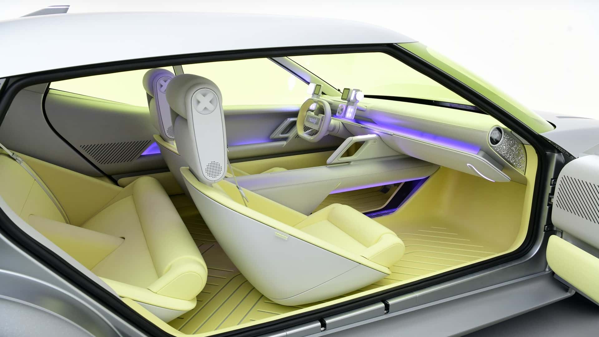 hyundai three concept 6