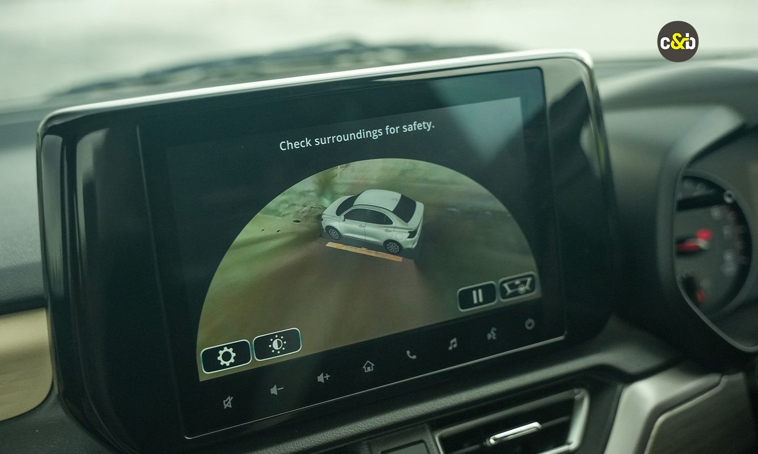 Maruti Suzuki Dezire Web 21