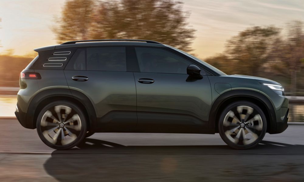 volkswagen id cross concept previews taigun size electric suv iaa 2025 carandbike 8