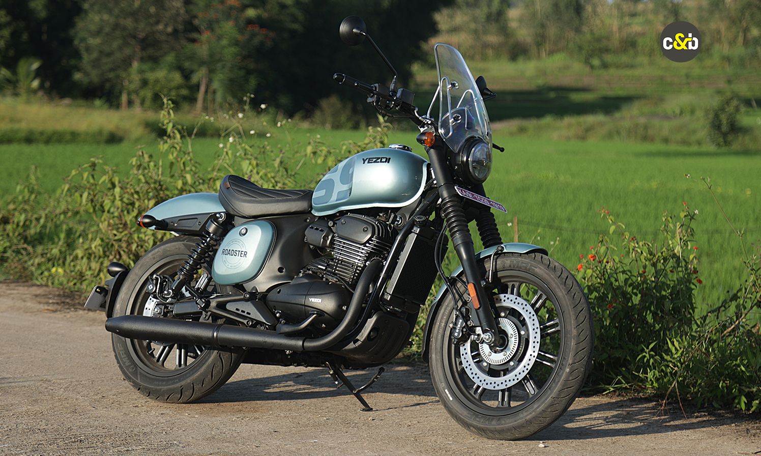 2025 Yezdi Roadster 21