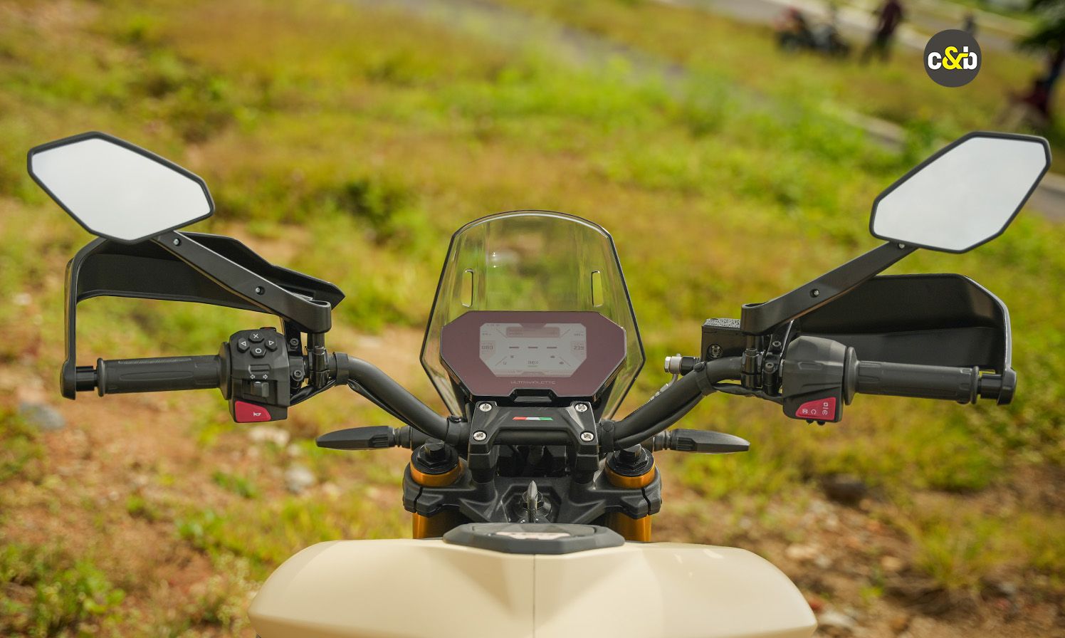 Ultraviolette X47 Crossover Web 28