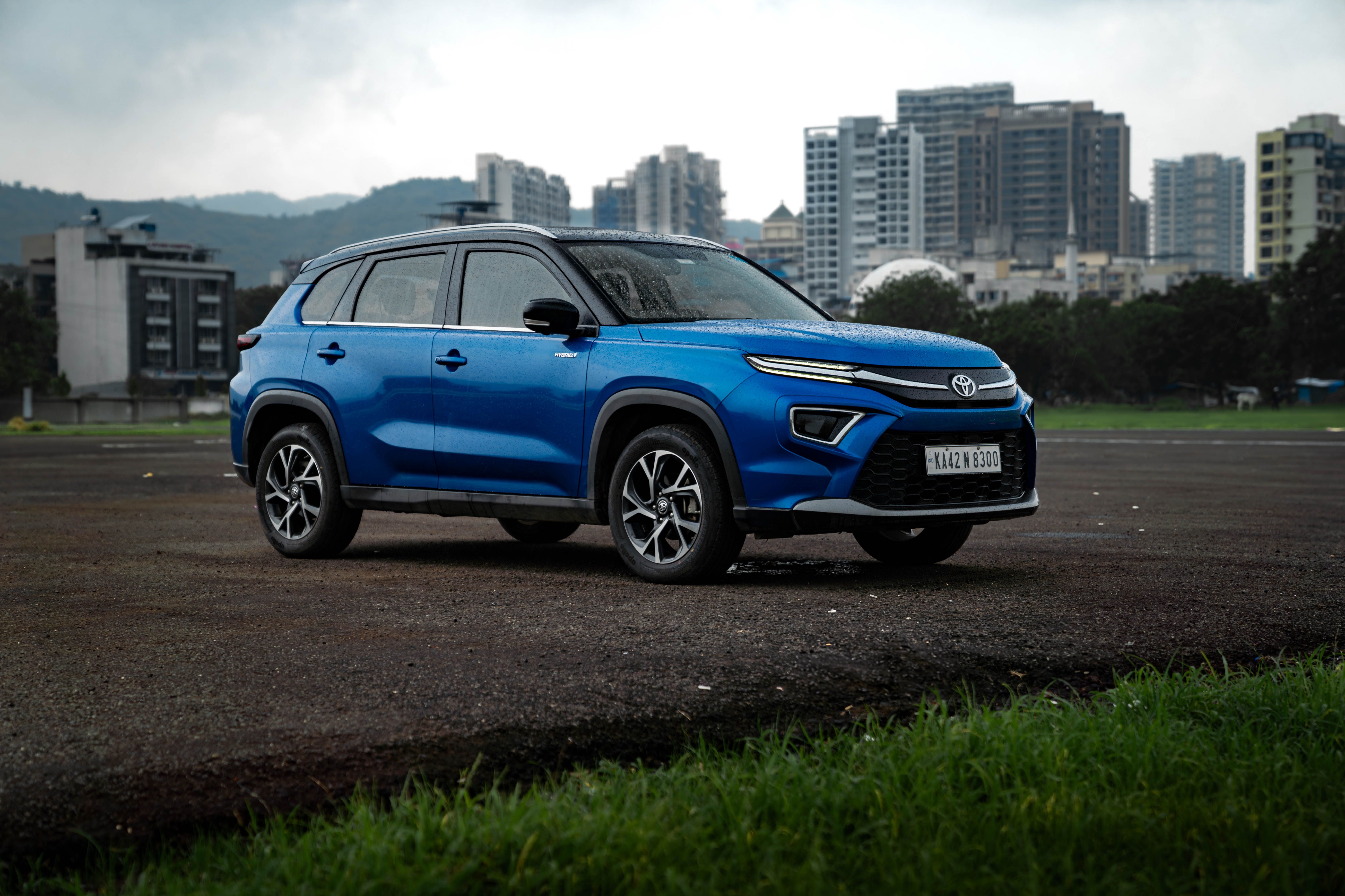 Toyota Hyryder 14