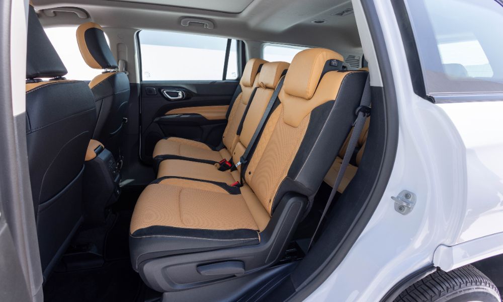 Jeep Meridian Track Edition 3