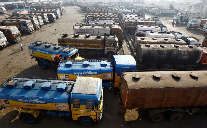 Indian Refiners' June Crude Processing Stays Robust, Output Slips