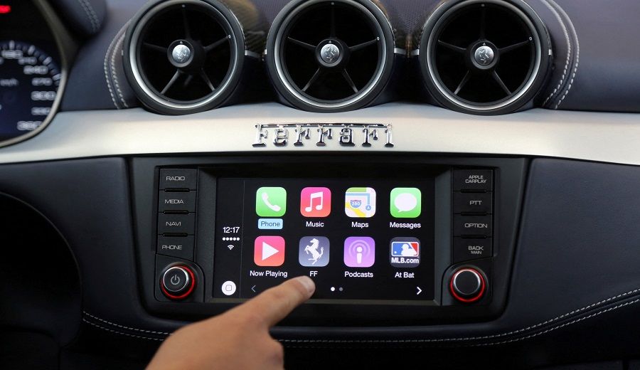 Apple Eyes Fuel Purchases From Dashboard As It Revs Up Car Software