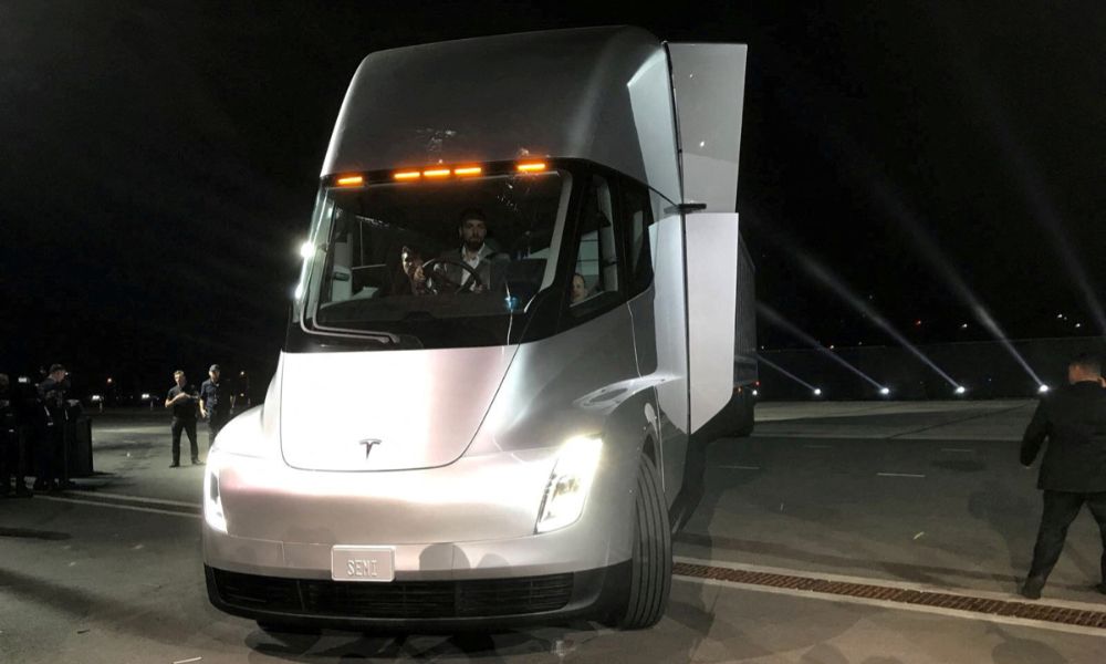 Tesla Semi 2022 08 13 T07 44 38 172 Z