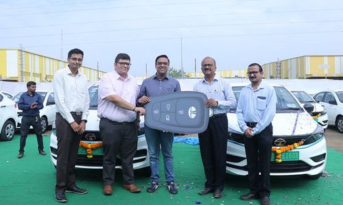 टाटा मोटर्स एवरेस्ट फ्लीट को 5000 XPRES-T करेगी डिलेवर, दोनों कंपनियों ने समझौता ज्ञापन पर किये हस्ताक्षर