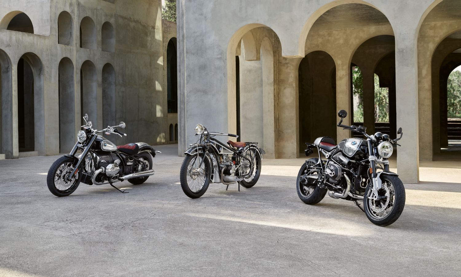 BMW Motorrad 100 Years R nine T R 18 2022 12 15 T18 01 12 591 Z