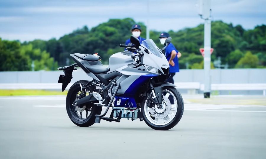 Yamaha Previews Self-Balancing Tech For Motorcycles