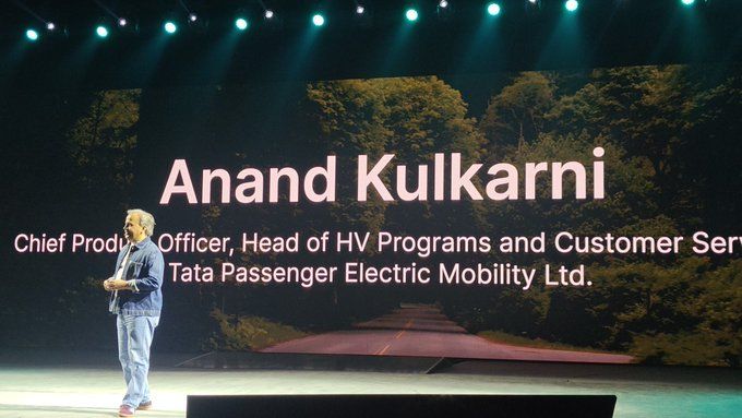 H Bl De X Jao AEYT At