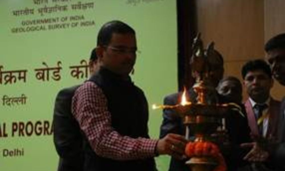 Geological Survey Of India Finds Huge Lithium Deposits In Jammu and Kashmir