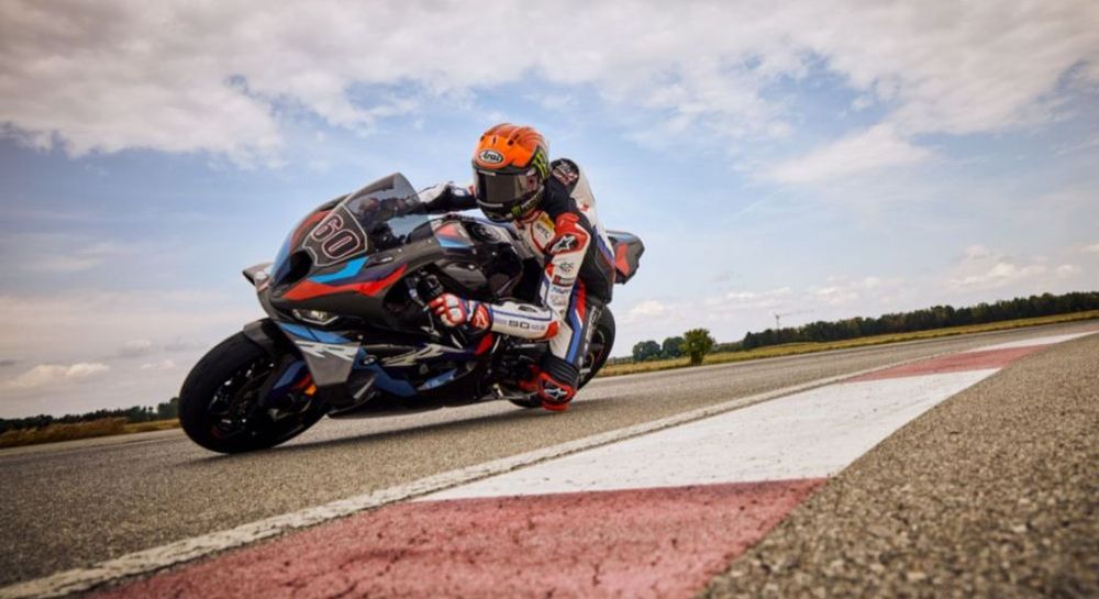 2023 BMW M 1000 RR And M 1000 RR Competition Launched In India; Prices Start At Rs. 49 Lakh - Vimarsana News