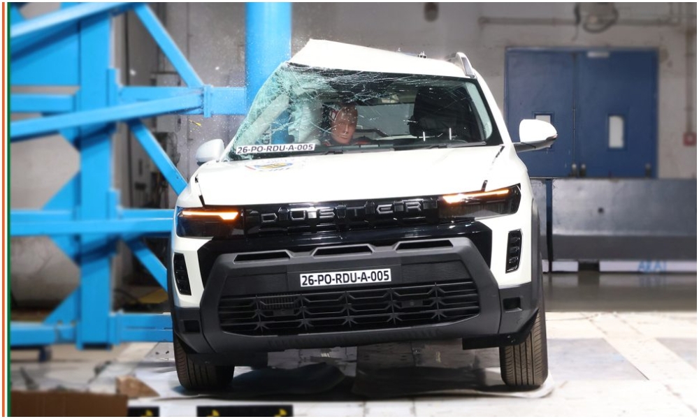 renault duster secures five stars in bharat ncap crash tests carandbike 3