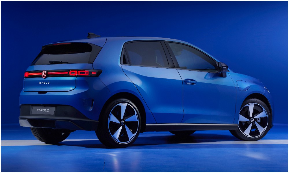 volkswagen id polo electric hatchback revealed with upto 208 bhp 454 km range lfp nmc batteries carandbike 3