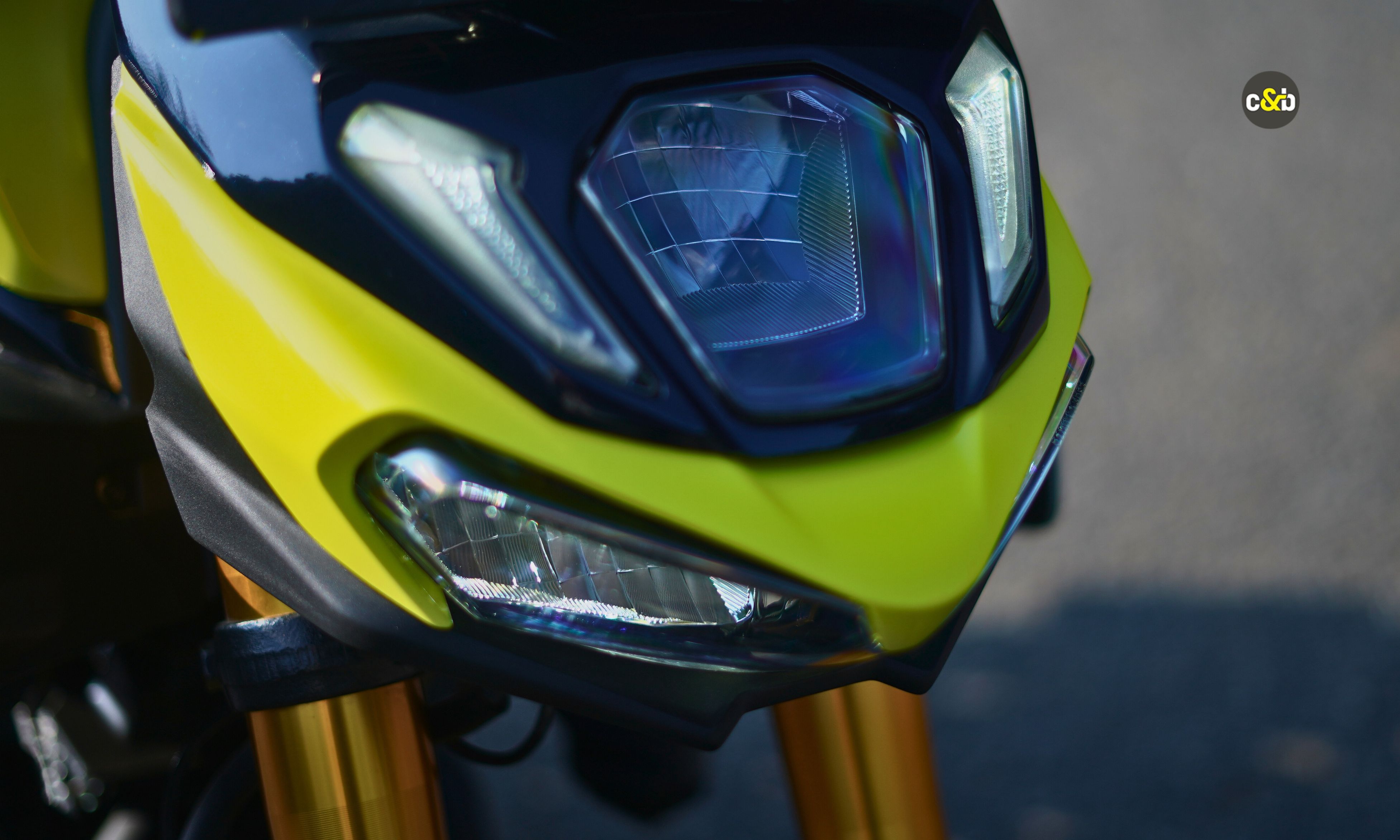 Honda CB 125 headlights