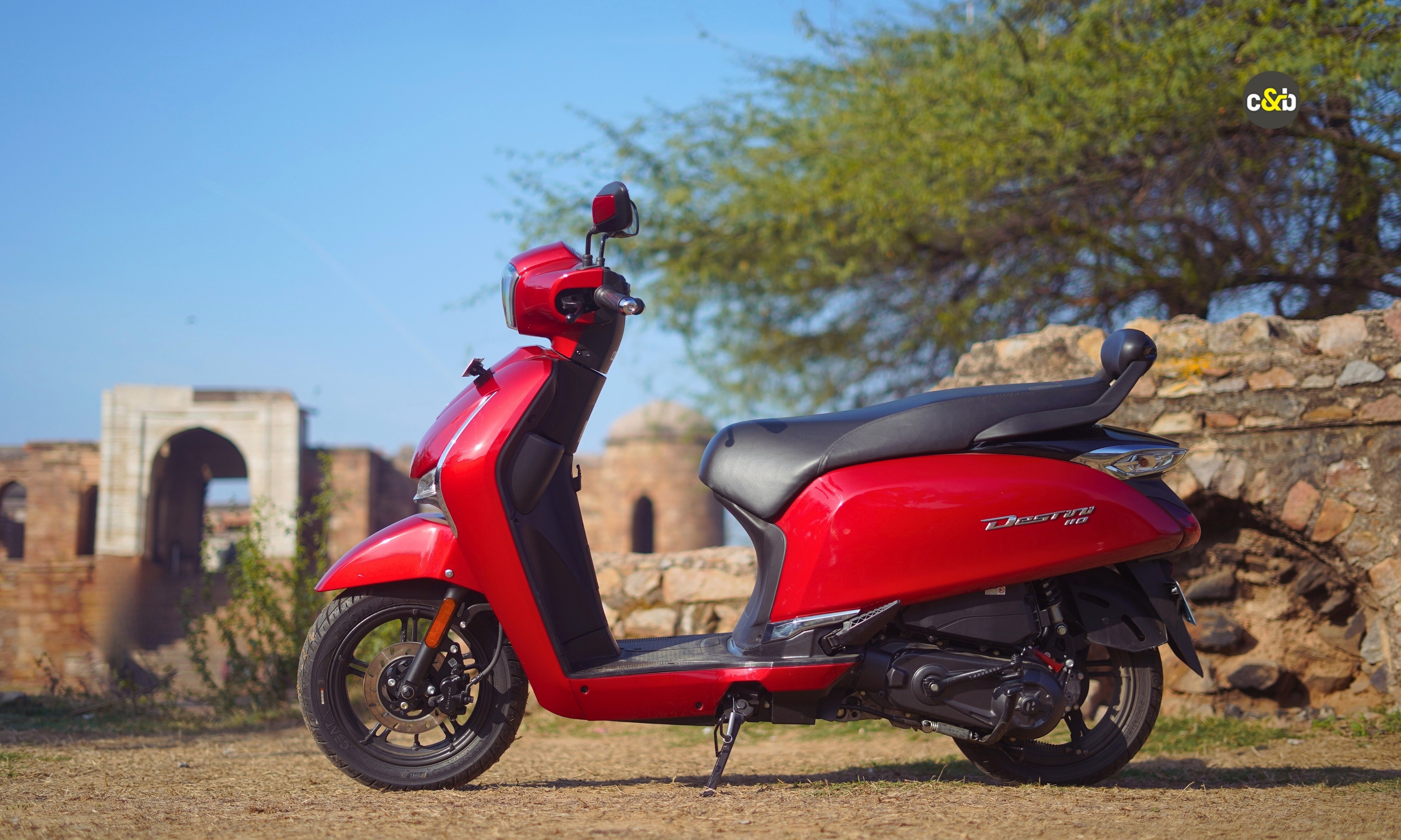 Destini 110 side view