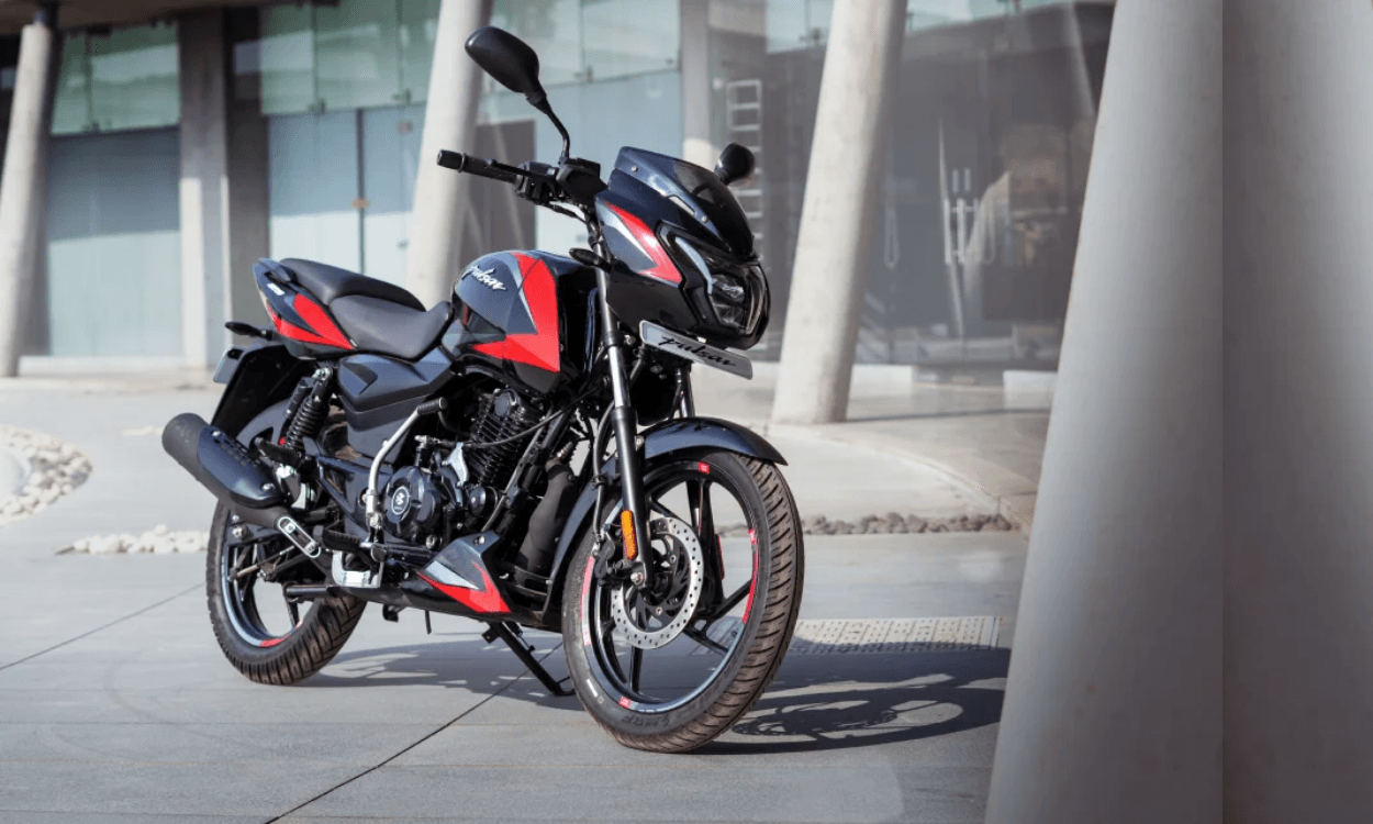 Bajaj Pulsar 125 on side stand