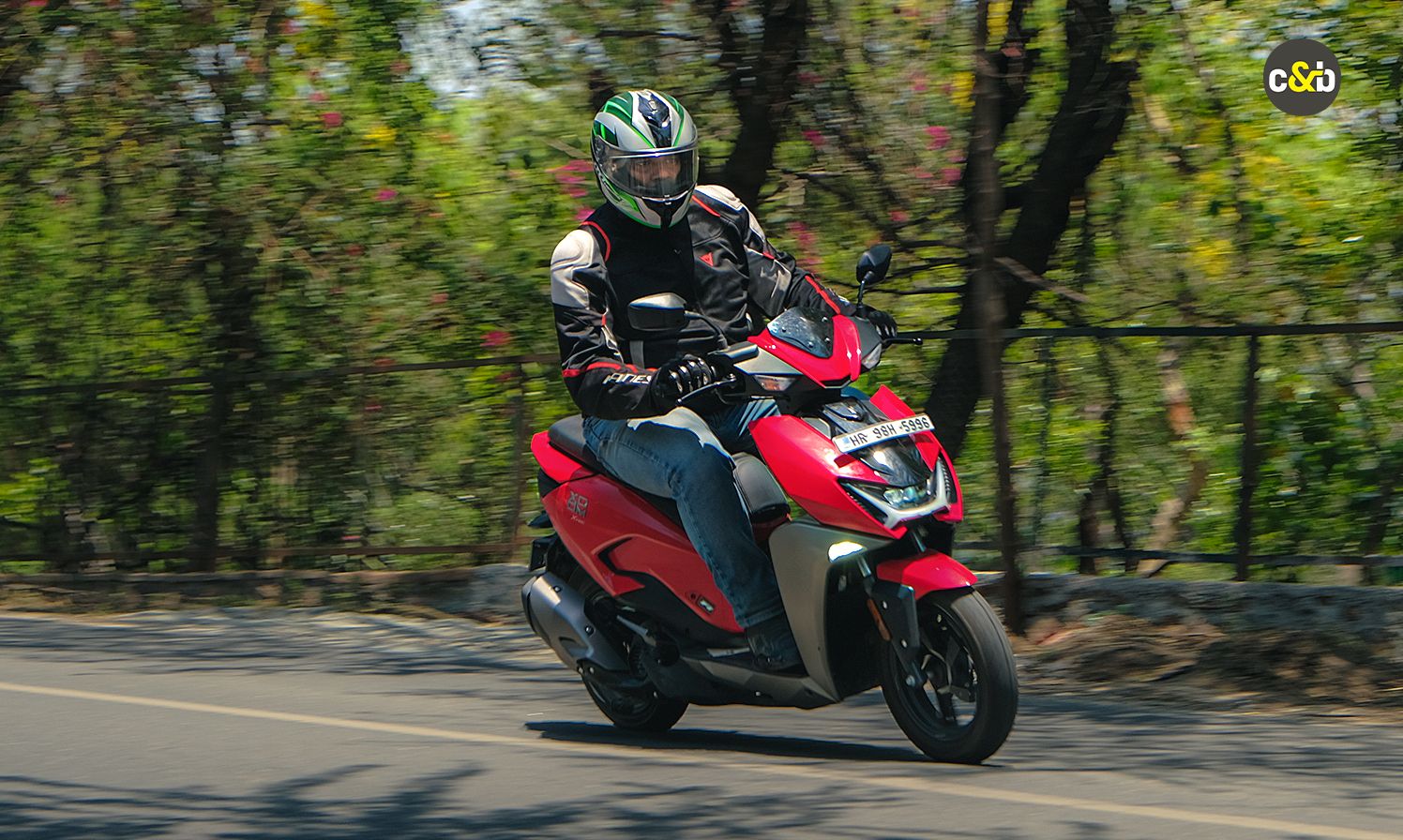 xoom 110 riade view
