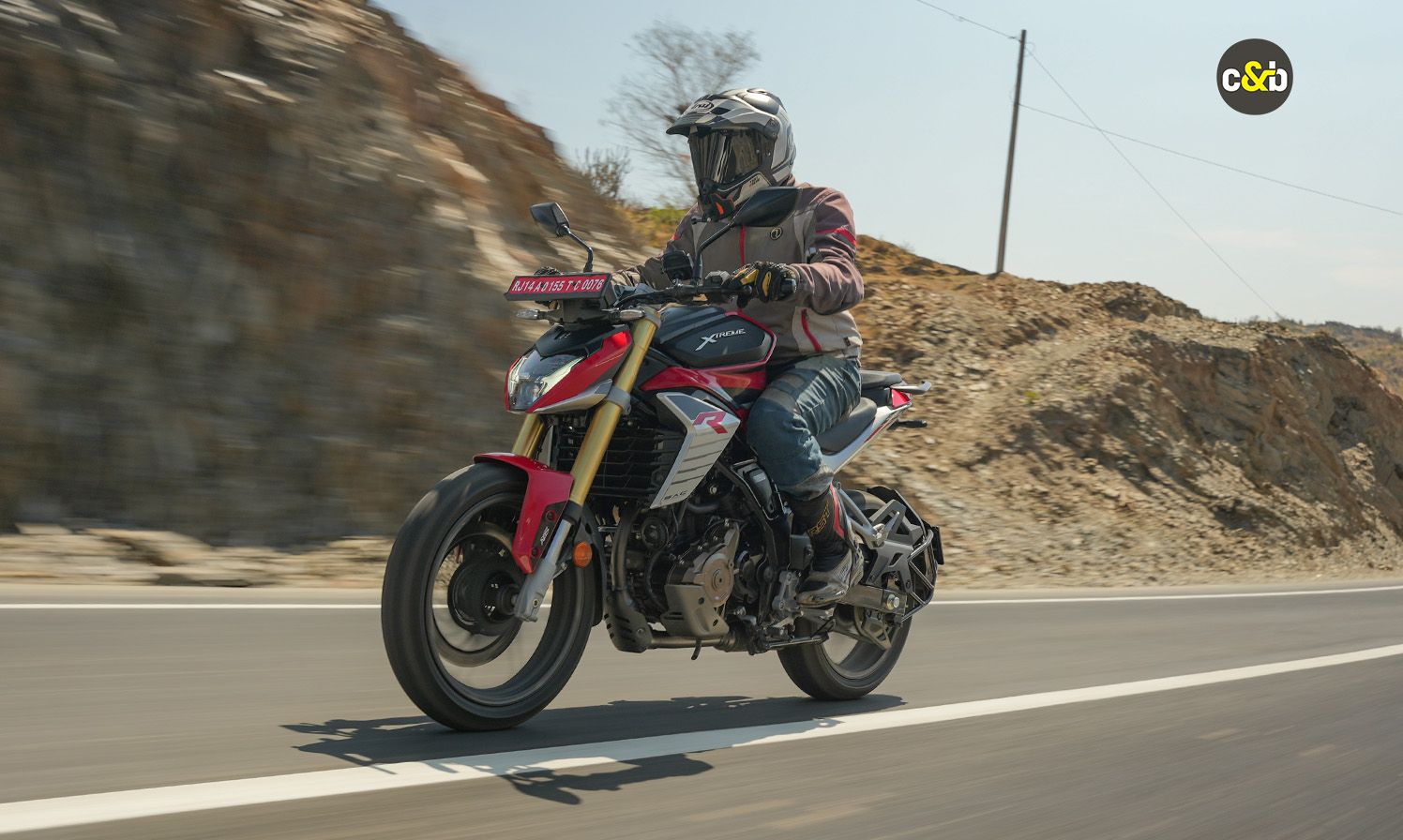 The Hero Xtreme 250R rider view